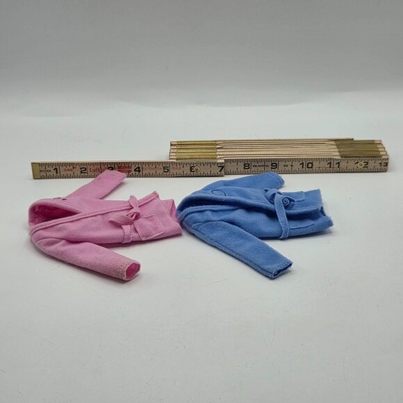Spinmaster Liv Doll Spa Day Robes Set Blue "D" & Pink "S" - Picture 5 of 5